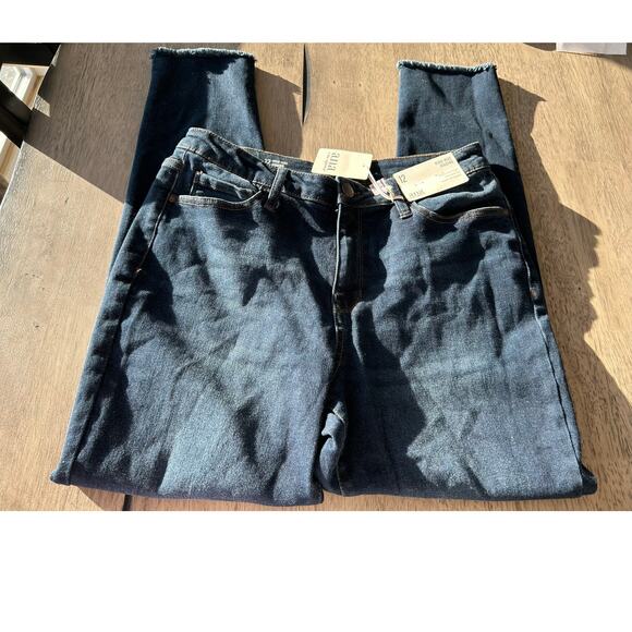 A.N.A dark Wash High Rise Jeggings - 12 - Picture 3 of 7